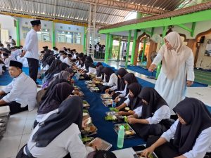 Program Makan Bergizi Gratis di SMPN 2 Jogoroto