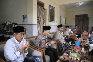 Kapolres Kediri Kota Jalin Silaturahmi dengan Tokoh Ulama dan Habaib di Kediri
