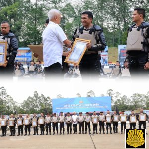 Kapolresta Sidoarjo Terima Penghargaan Kapolri dalam Apel Kasatwil 2025