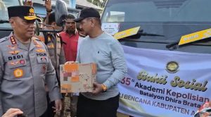 SIARAN PERS POLRI: Wakapolri Tinjau Aceh Tamiang dan Salurkan Bantuan Kemanusiaan dari Batalyon Dhira Brata Akpol 1990