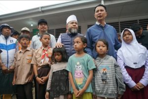 Gubernur Bengkulu Helmi Hasan Tinjau Banjir Bandang di Padang, Pastikan Bantuan untuk 123 Keluarga Terdampak