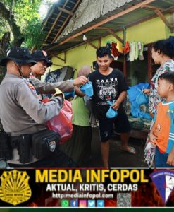 Cepat Tanggap Dampak Luapan Air, Polres Jember Turun Langsung Bantu Warga Terdampak