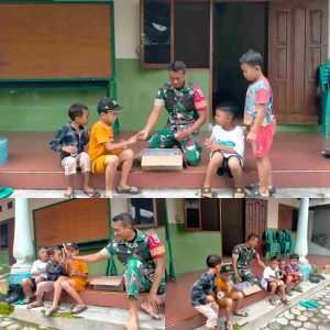 Momen Sangat Sederhana di Posko TMMD ke-127, Satgas TNI dan Anak-anak Desa Gadungan Berbaur Akrab