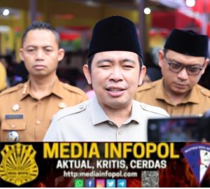 Gelar Safari Ramadan di Kalisat, Gus Fawait Tekankan Sinergi Satgas Stunting dan Layanan Kesehatan Gratis.