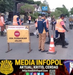 Jelang Lebaran, Pemkab Jember Percepat Perbaikan Jalan