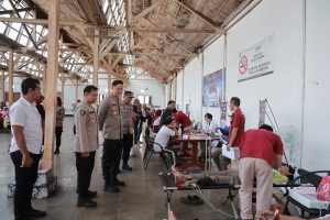 Polres Jember Peduli Kesehatan Buruh, Gelar MCU Gratis Jelang May Day