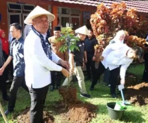 Wagub Sumsel Soroti Pendidikan Jangan Hanya Seremoni, SMAN 1 Lubuklinggau Dijadikan Simbol “Sekolah Hijau” yang Harus Dibuktikan Nyata