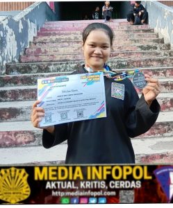 Adelia Dwi Cahya Anggraini Siswi SMPN 1 Glagah Tembus Podium The Sunrise of Java Silat Championship 1