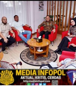 Bertemu Bupati Ipuk, Kopassus Dukung Pengembangan Budidaya Jagung di Banyuwangi