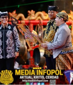 Dihadiri Kapolda Jatim, Pagelaran Wayang Kulit Warnai Hari Bhayangkara ke-80 di Banyuwangi