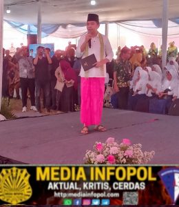 Bunga Desaku Di SMP 1 Pakusari ,Gus Bupati Jember; Ajak Siswa Siswi Fokus ke Pendidikan Demi Generasi Emas