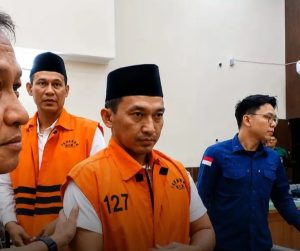 Tiga Kontraktor Dituntut 2 Tahun Penjara dalam Kasus Dugaan Suap Proyek Ijon Rejang Lebong, KPK Tegaskan Bukan Sekadar “Bantuan”
