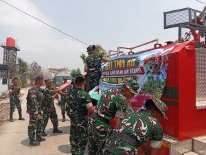 Kodim 0808/Blitar Salurkan Bantuan Air Bersih Untuk Warga Sumberagung Panggungrejo