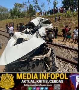 KA Ijen Ekspres Lewat, Mobil Fortuner Terlibat Insiden di Persimpangan Klatakan Tanggul Jember KAI Daop 9 Tegaskan Pentingnya Utamakan Kereta Api