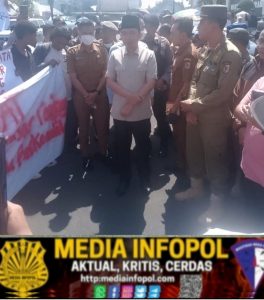 Langkah Cepat Bupati Jember Terima Semua Masukan Mahasiswa! Simulasi Lalu Lintas Senin, Satgas Bersama, & Rencana Pasar Tanjung