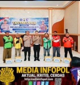 Tasyakuran HUT Lalu Lintas Bhayangkara ke-71: Satlantas Polres Jember Salurkan Kursi Roda, Sembako dan Santunan