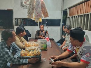 Bukan Sekadar Patroli! Kapolsek Tarokan Turun ke “Warung Jambret”, Serap Suara Warga