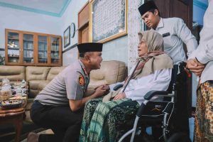 Kapolda Jatim Irjen Pol Dekananto Eko Purwono Silaturahmi ke Sejumlah Ponpes di Kediri, Tanamkan Pesan Kamtibmas kepada Santri