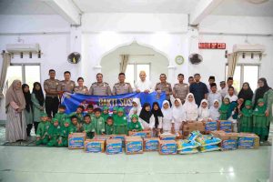 Hari Jadi ke-75 Humas Polri, Divhumas Polri Gelar Bakti Sosial untuk Lansia dan Anak Yatim